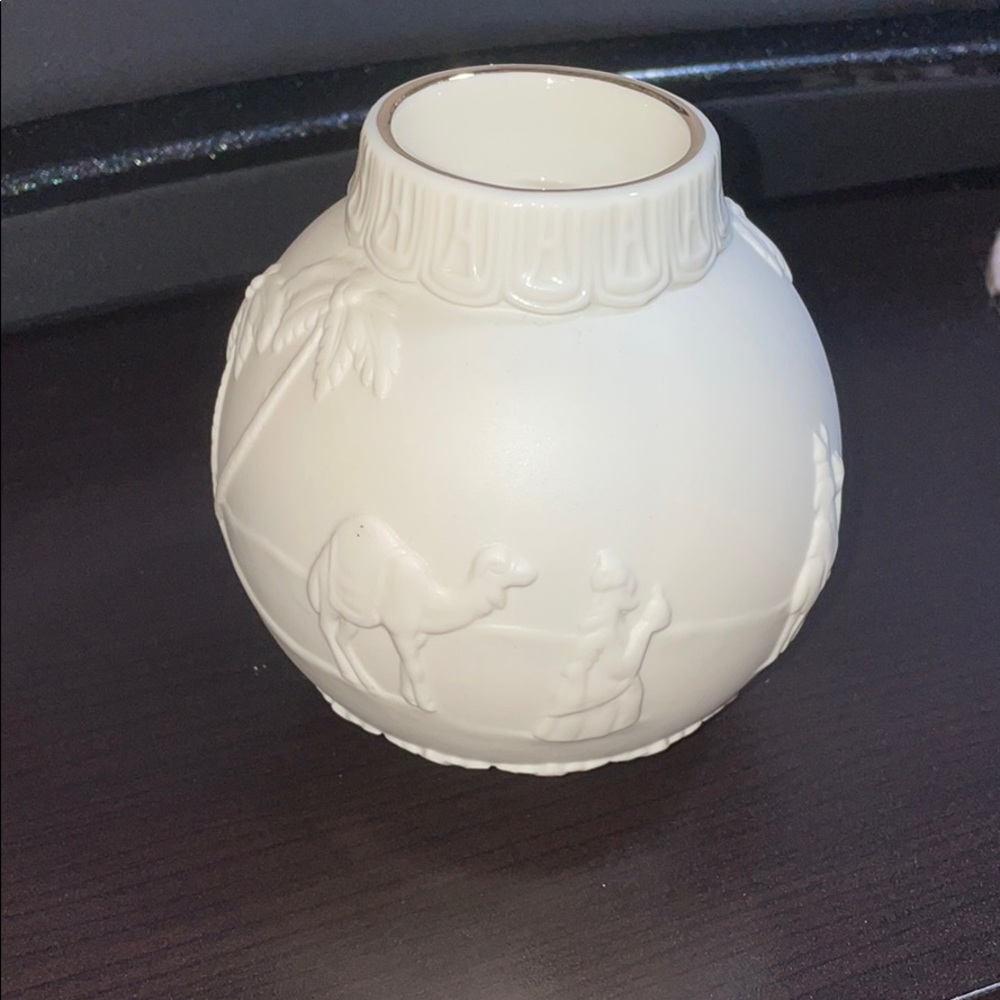 Lenox ornamental glow nativity votive